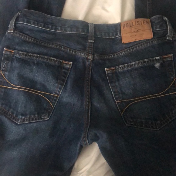 Hollister Classic Straight Jeans - Picture 6 of 6